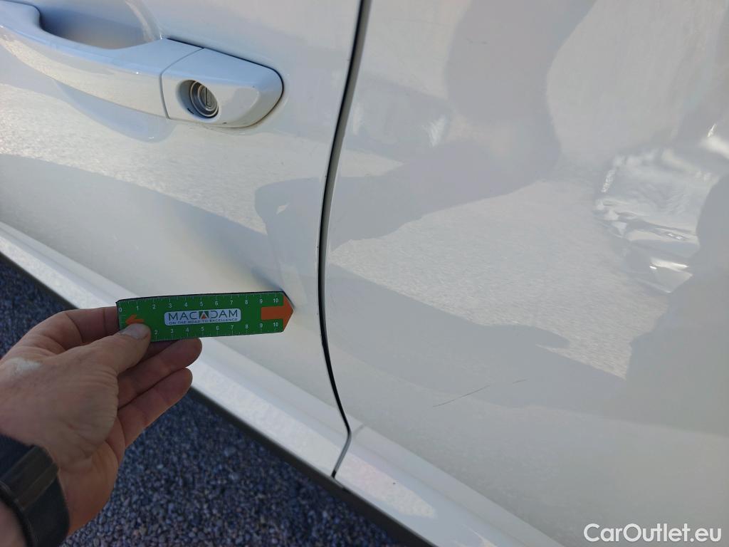  Hyundai  Tucson HYUNDAI  / 2018 / 5P / todoterreno 1.6 CRDI 85kW (116CV) 48V SLE 4X2(SP)(SL) #28