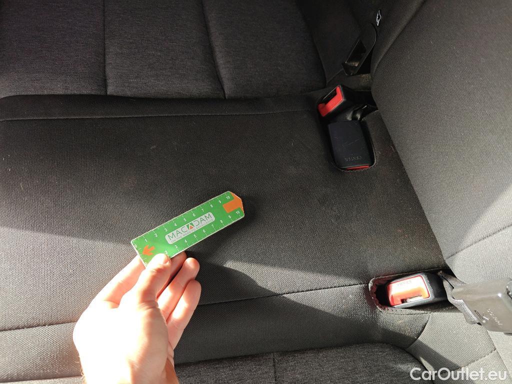  KIA  STONIC KIA  / 2017 / 5P / todoterreno 1.0 T-GDi 74kW (100CV) MHEV iMT Concept #50