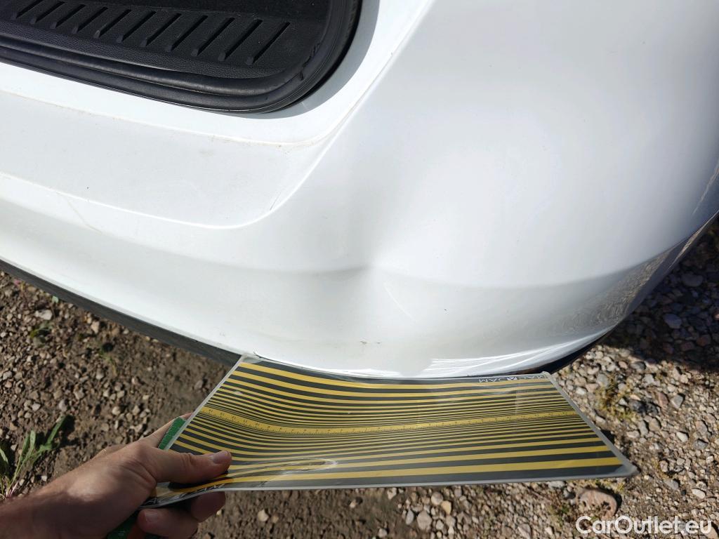  Ford  Focus FORD  5p 3G berlina con portón 1.5 TDCi E6 70kW (95CV) Trend+ #10