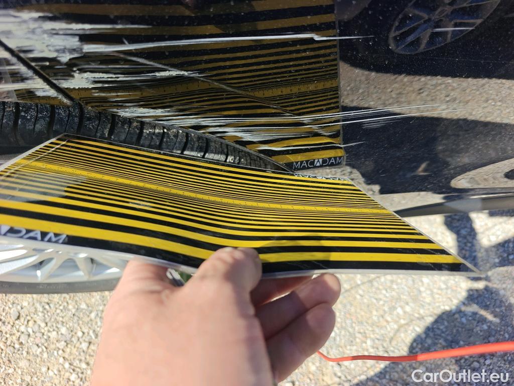  Jaguar  F-PACE JAGUAR  / 2015 / 5P / todoterreno 2.0L i4D 120kW Prestige #3