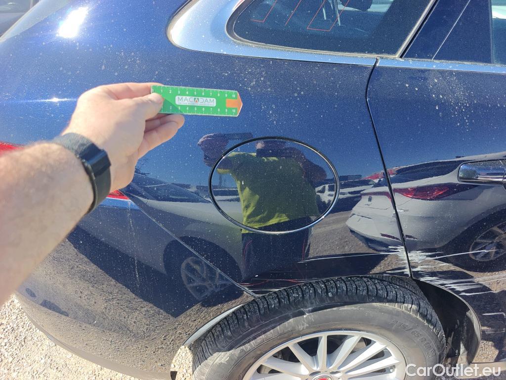  Jaguar  F-PACE JAGUAR  / 2015 / 5P / todoterreno 2.0L i4D 120kW Prestige #13