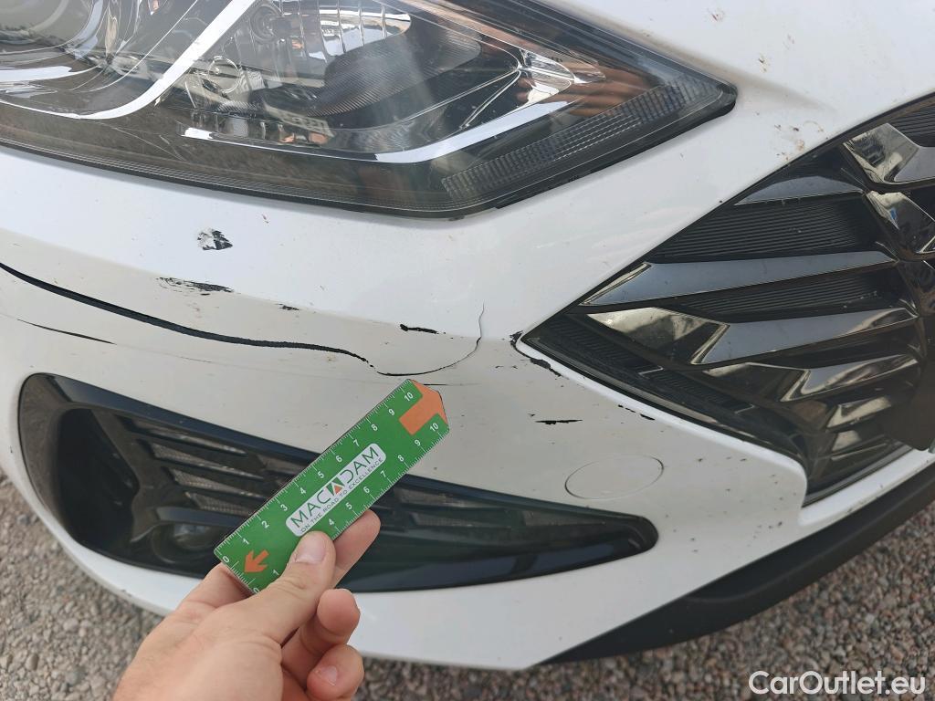  Hyundai  i30 HYUNDAI  / 2020 / 5P / berlina con portón 1.5 DPI Klass SLX #3