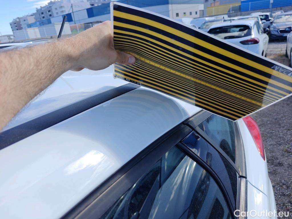  Ford  Focus FORD  5p 3G berlina con portón 1.5 TDCi E6 70kW (95CV) Trend+ #28