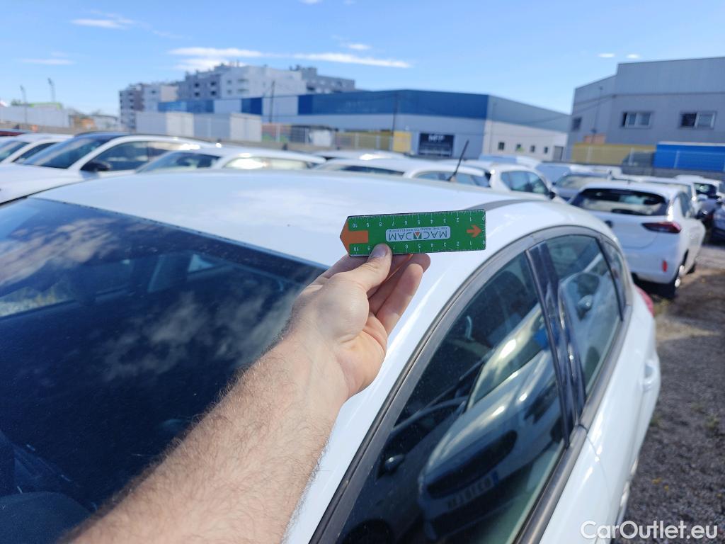  Ford  Focus FORD  5p 3G berlina con portón 1.5 TDCi E6 70kW (95CV) Trend+ #26