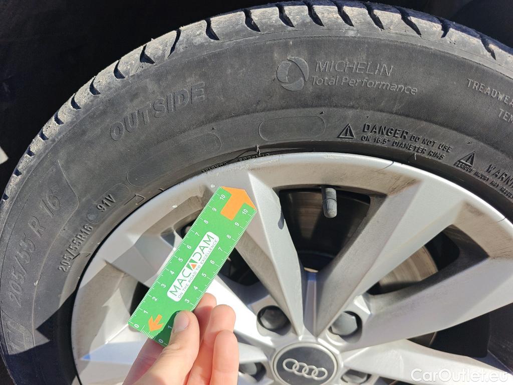  Audi  A3 AUDI  / 2020 / 5P / berlina con portón Sportback 30 TFSI 81kW (110CV) S tronic #9