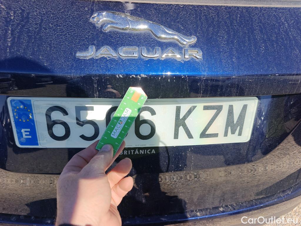  Jaguar  F-PACE JAGUAR  / 2015 / 5P / todoterreno 2.0L i4D 120kW Prestige #6