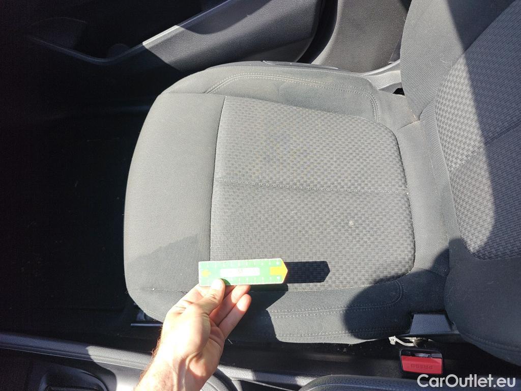  Bmw  X1 BMW  / 2019 / 5P / todoterreno sDrive18d #36