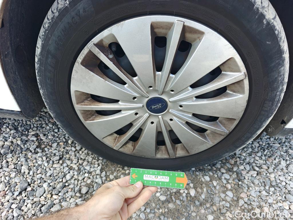  Ford  Focus FORD  5p 3G berlina con portón 1.5 TDCi E6 70kW (95CV) Trend+ #70