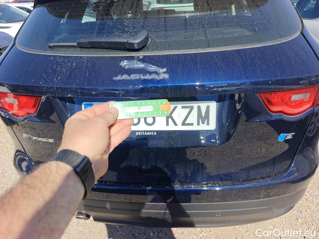  Jaguar  F-PACE JAGUAR  / 2015 / 5P / todoterreno 2.0L i4D 120kW Prestige #5