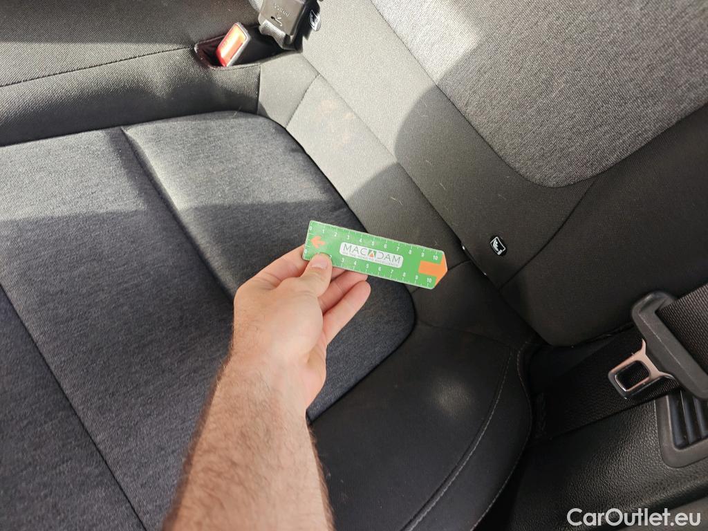  KIA  STONIC KIA  / 2017 / 5P / todoterreno 1.0 T-GDi 74kW (100CV) MHEV iMT Concept #49