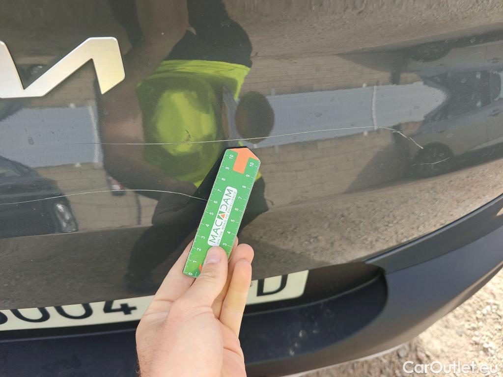  KIA  STONIC KIA  / 2017 / 5P / todoterreno 1.0 T-GDi 74kW (100CV) MHEV iMT Concept #10