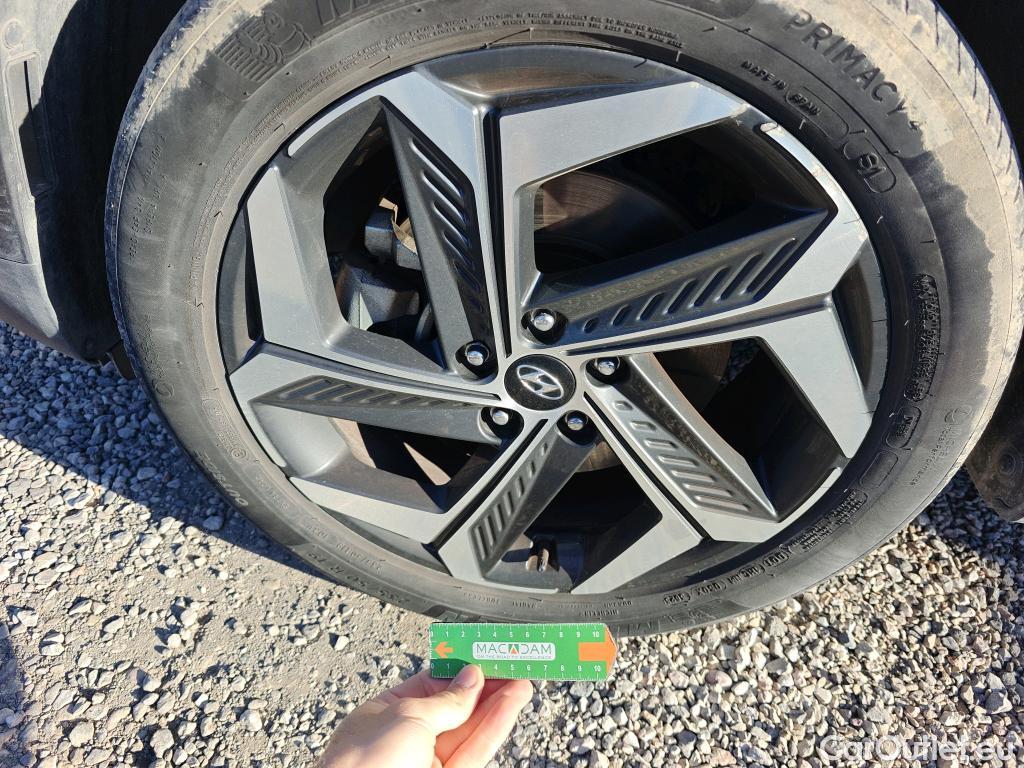  Hyundai  Tucson HYUNDAI  / 2020 / 5P / todoterreno 1.6 TGDI PHEV 195kW Style Auto 4x4 #64