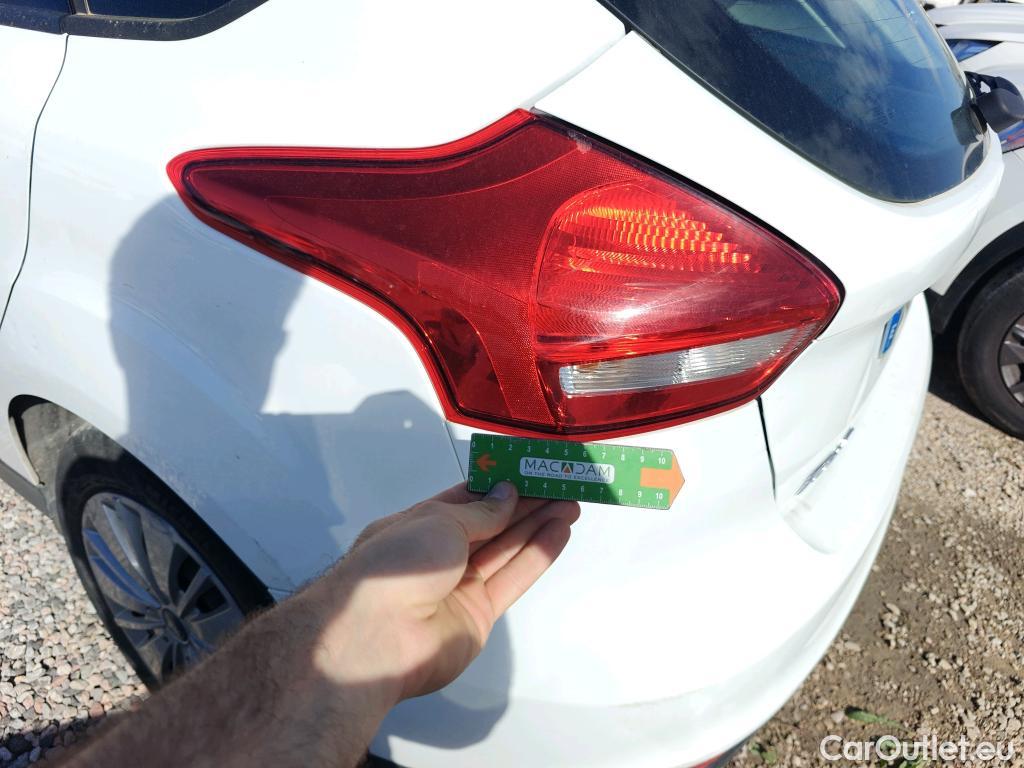  Ford  Focus FORD  5p 3G berlina con portón 1.5 TDCi E6 70kW (95CV) Trend+ #3