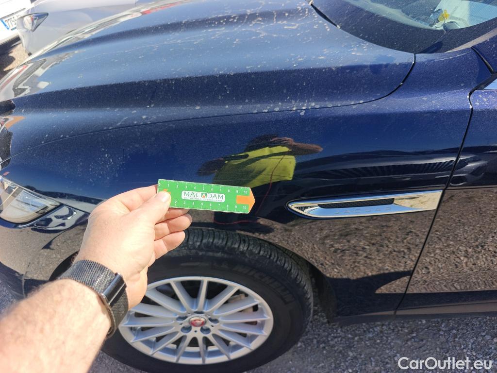  Jaguar  F-PACE JAGUAR  / 2015 / 5P / todoterreno 2.0L i4D 120kW Prestige #15