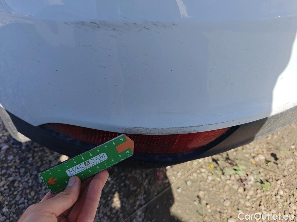  Ford  Focus FORD  5p 3G berlina con portón 1.5 TDCi E6 70kW (95CV) Trend+ #13