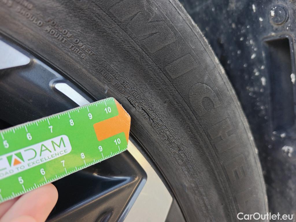  Hyundai  Tucson HYUNDAI  / 2020 / 5P / todoterreno 1.6 TGDI PHEV 195kW Style Auto 4x4 #4