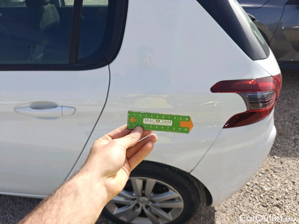  Peugeot  308 PEUGEOT  / 2017 / 5P / berlina con portón 5p Active Pack BlueHDi 130 S&S #5