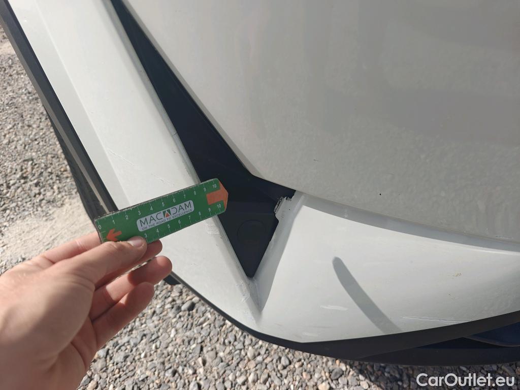  Nissan  Qashqai NISSAN  / 2021 / 5P / todoterreno DIG-T 116kW (158CV) mHEV Xtronic Acenta (AC2) #18