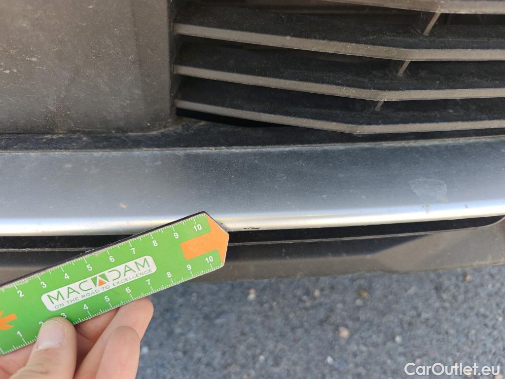  Peugeot  3008 PEUGEOT  / 2020 / 5P / todoterreno 1.2 PureTech 96KW S&S Active Pack EAT8 #27