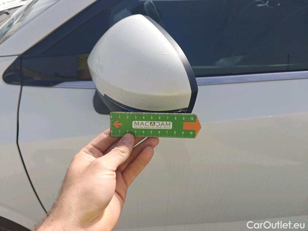  Nissan  Qashqai NISSAN  / 2021 / 5P / todoterreno DIG-T 116kW (158CV) mHEV Xtronic Acenta (AC2) #19