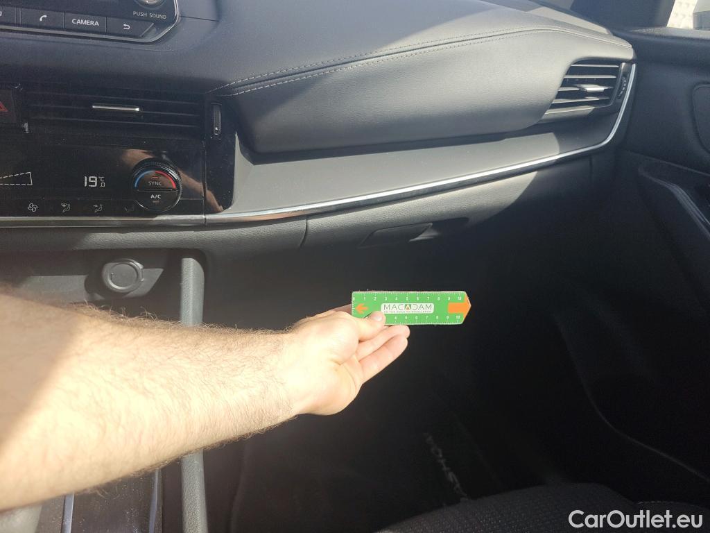  Nissan  Qashqai NISSAN  / 2021 / 5P / todoterreno DIG-T 116kW (158CV) mHEV Xtronic Acenta (AC2) #8