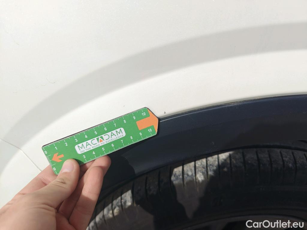  Nissan  Qashqai NISSAN  / 2021 / 5P / todoterreno DIG-T 116kW (158CV) mHEV Xtronic Acenta (AC2) #22