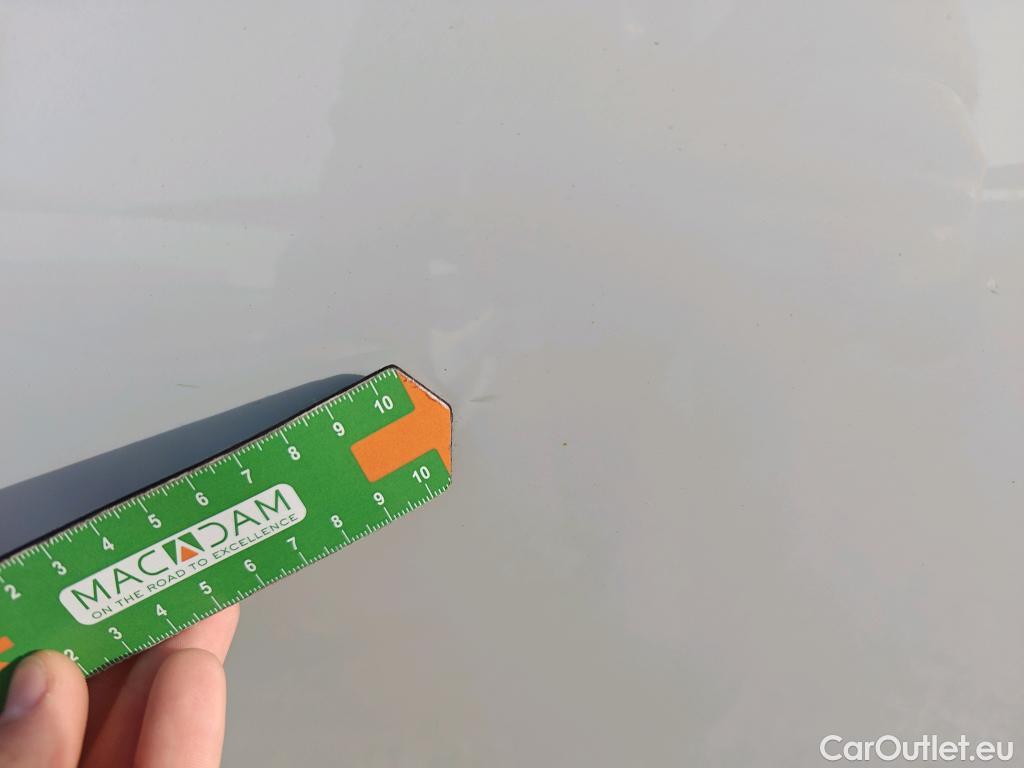  Volkswagen  Golf  VOLKSWAGEN / 2020 / 5P / berlina con portón Life 1.0 eTSI 81kW (110CV) DSG #32