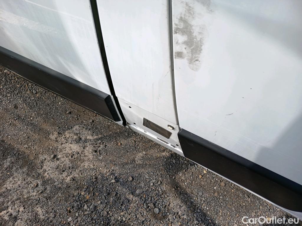  Fiat  Ducato FIAT  / 2014 / 4P / furgón Furgón 35 Medio 100kW Natural Power #42