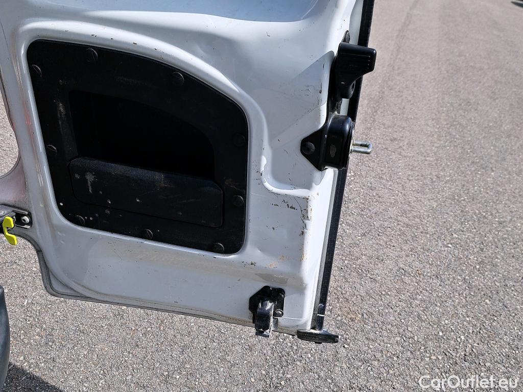  Citroen  Berlingo CITROEN  COMBI Talla M BlueHDi 100 S&S LIVE #8