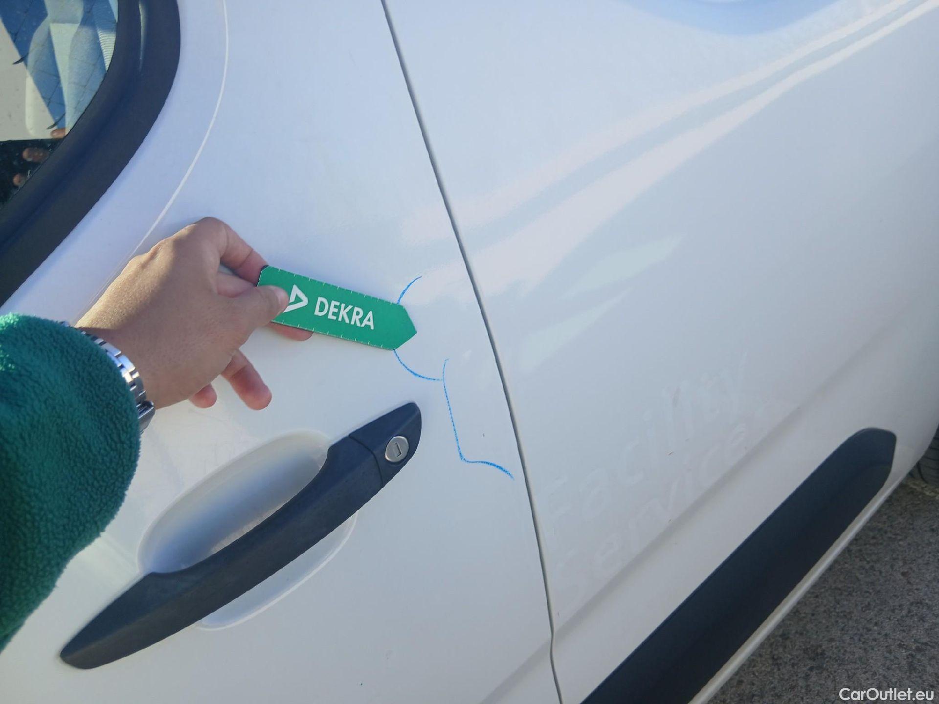  Fiat  Doblo FIAT Doblò / 2022 / 4P / furgón derivado de turismo Furgón 1.5 BlueHDi 100 1000kg L1H1 (AC2) #6