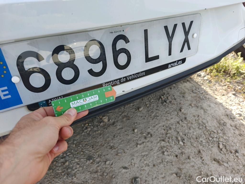  Volkswagen  Golf  VOLKSWAGEN / 2020 / 5P / berlina con portón Life 1.0 eTSI 81kW (110CV) DSG #15