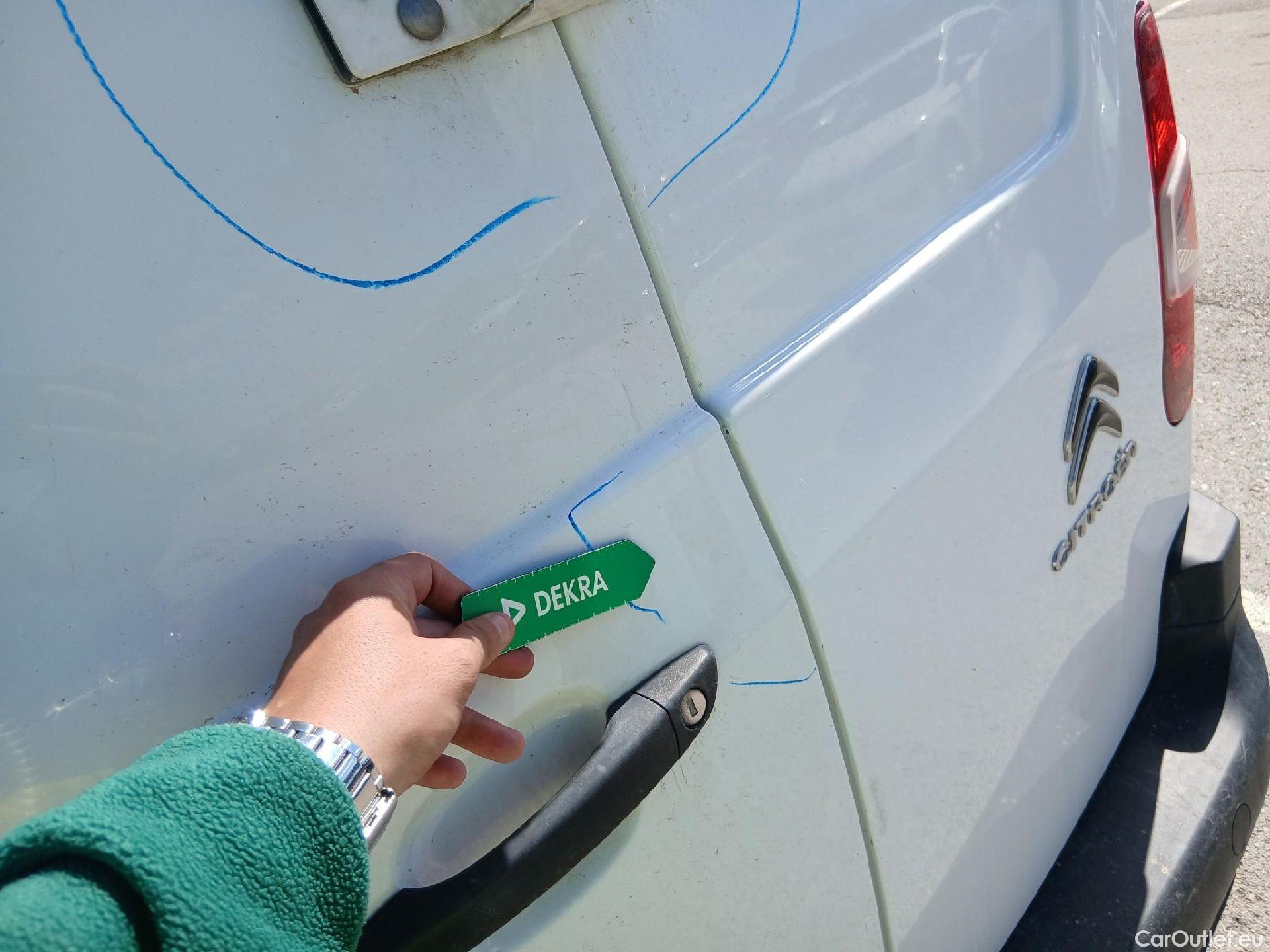  Citroen  Berlingo CITROEN  / 2018 / 3P / furgón derivado de turismo Talla M BlueHDi 100 CONTROL (AC2) #8