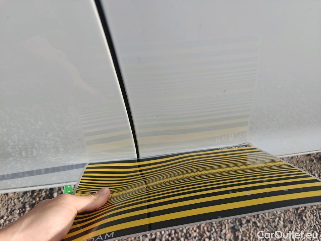  Volkswagen  Golf  VOLKSWAGEN / 2020 / 5P / berlina con portón Life 1.0 eTSI 81kW (110CV) DSG #34