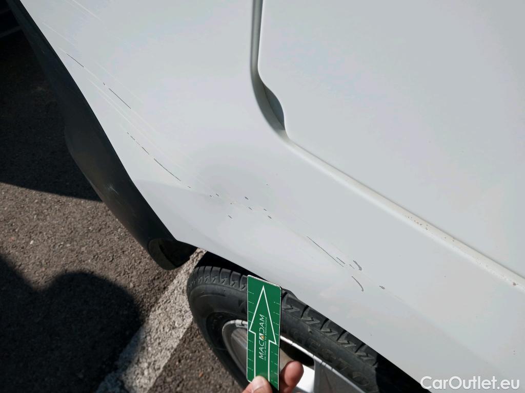  Dacia  Dokker DACIA  / 2013 / 4P / combi Essential Blue dCi 70kW (95CV) N1 #31