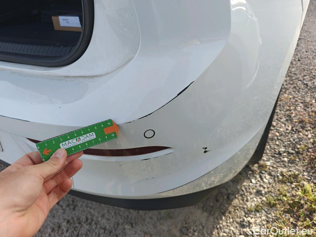  Volkswagen  Golf  VOLKSWAGEN / 2020 / 5P / berlina con portón Life 1.0 eTSI 81kW (110CV) DSG #11