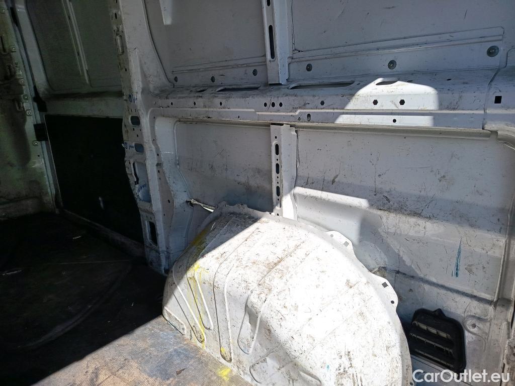  Fiat  Ducato FIAT  / 2014 / 4P / furgón Furgón 35 Medio 100kW Natural Power #66