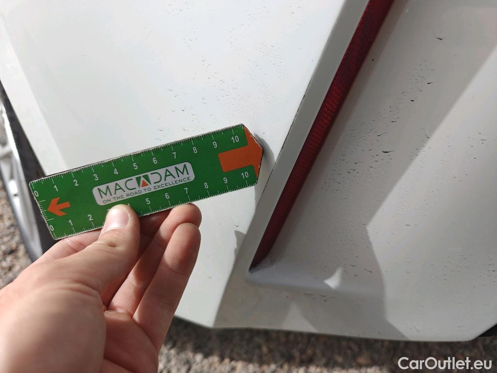  Toyota  Corolla TOYOTA  1.8 125H ACTIVE TECH E-CVT #32