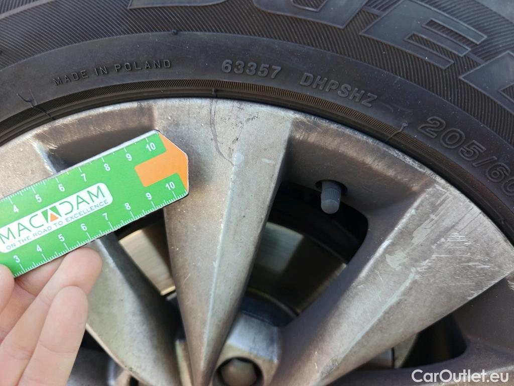  Skoda  KAMIQ SKODA  1.0 TSI 81kW (110CV) DSG Ambition (CX) #13