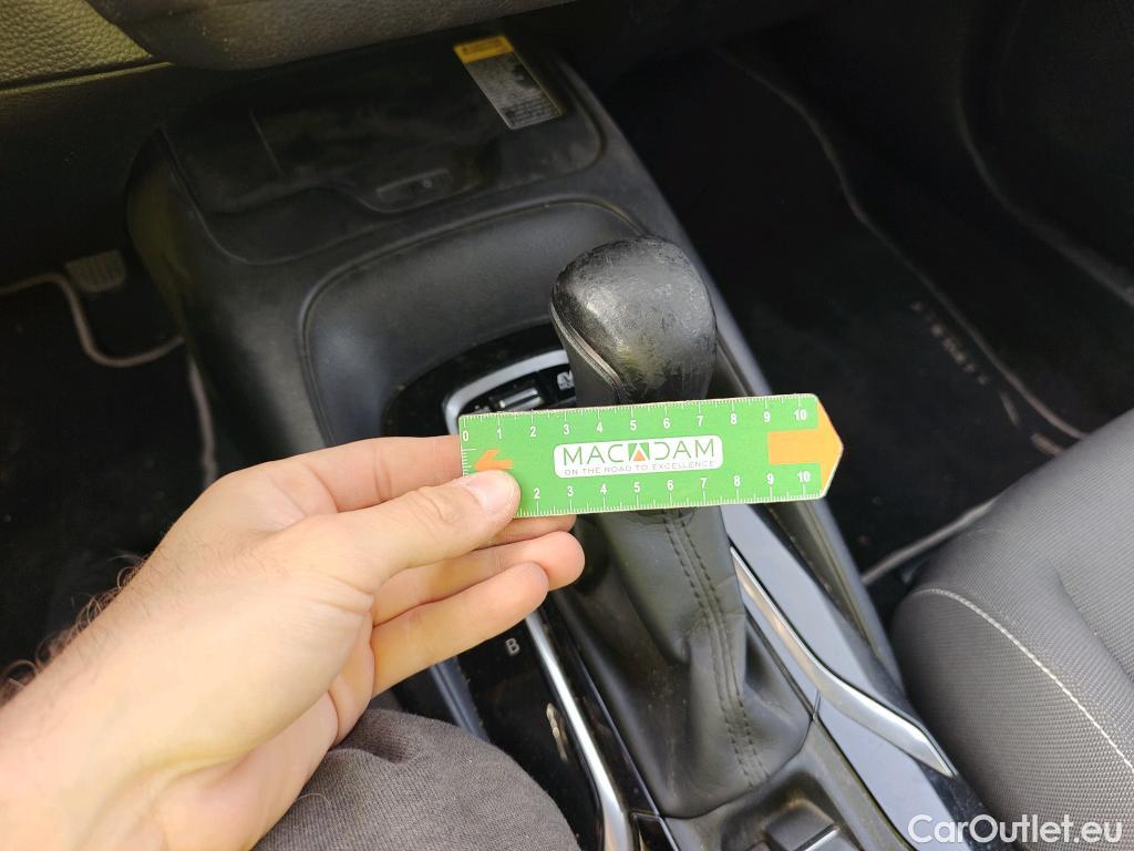  Toyota  Corolla TOYOTA  1.8 125H ACTIVE TECH E-CVT #14