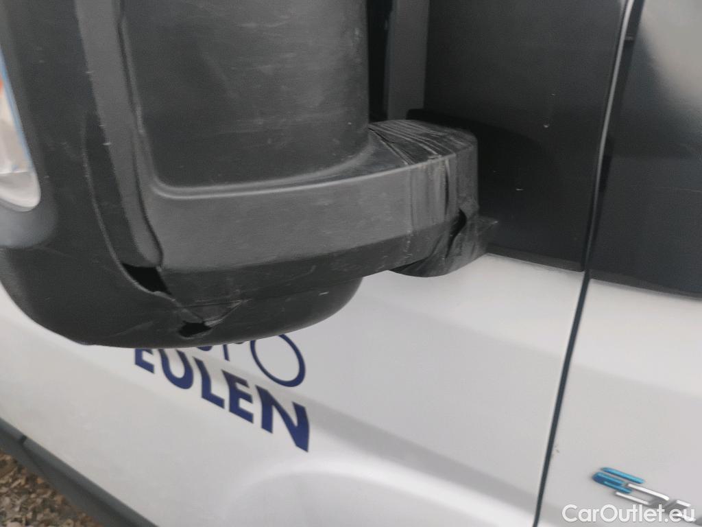  Fiat  Ducato FIAT e- / 2014 / 4P / furgón acristalado e- Furgón 3.500 L2 H2 47 kW #3