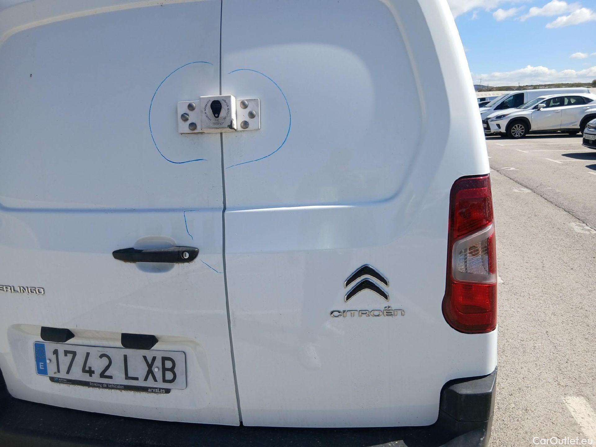  Citroen  Berlingo CITROEN  / 2018 / 3P / furgón derivado de turismo Talla M BlueHDi 100 CONTROL (AC2) #10