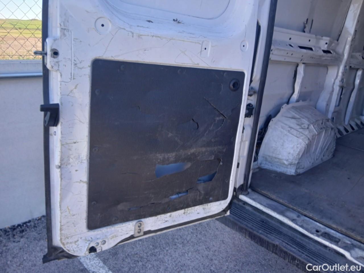  Fiat  Ducato FIAT  / 2014 / 4P / furgón 35 L2H1 Nat.Pow(100kW) EU6 D-temp GNC #3