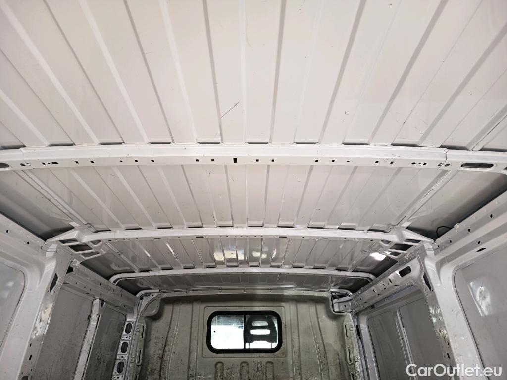  Fiat  Ducato FIAT  / 2014 / 4P / furgón Furgón 35 Medio 100kW Natural Power #68