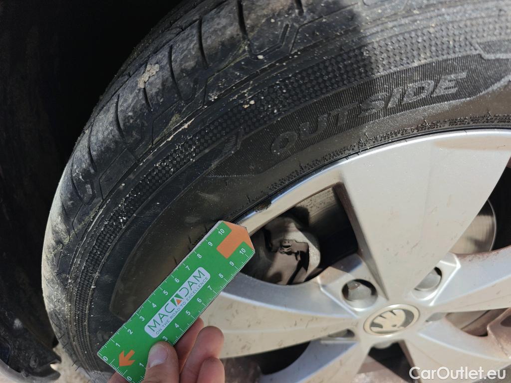  Skoda  Octavia SKODA  / 2020 / 5P / berlina con portón 2.0 TDI 85kW (115 CV) Manual Ambition #16