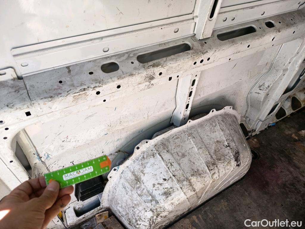  Fiat  Ducato FIAT  / 2014 / 4P / furgón Furgón 35 Medio 100kW Natural Power #17