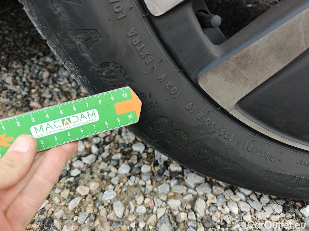  Volvo  XC 40 VOLVO XC40 / 2017 / 5P / todoterreno 1.5 T3 Momentum Pro #12