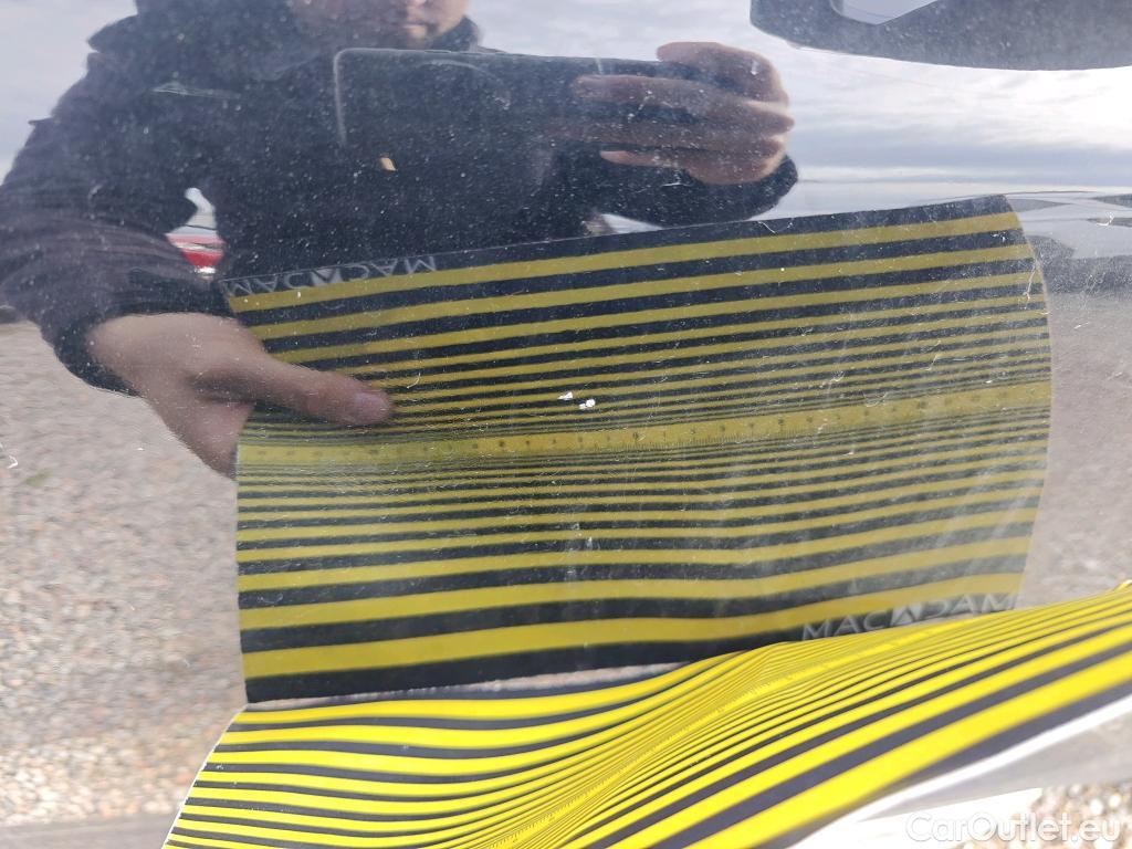  Volvo  XC 40 VOLVO XC40 / 2017 / 5P / todoterreno 1.5 T3 Momentum Pro #52