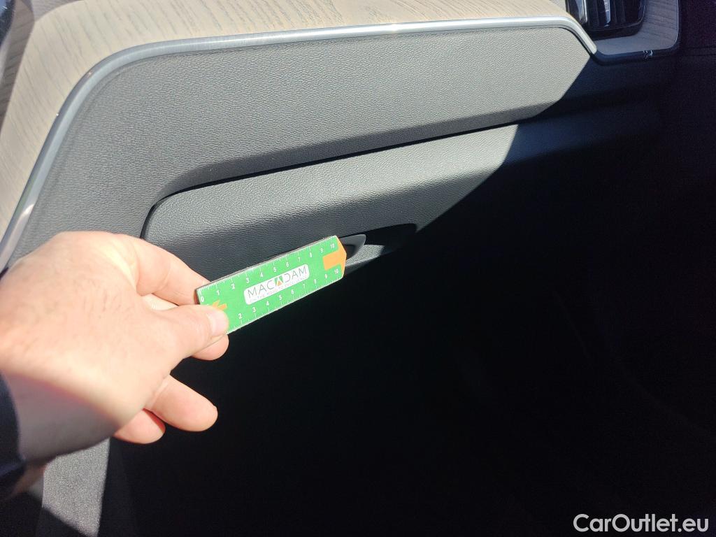  Volvo  XC60 VOLVO  / 2017 / 5P / todoterreno 2.0 T6 AWD Recharge Inscription Auto #11