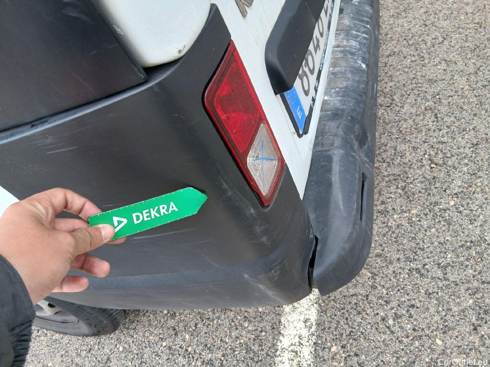  Nissan  NV300 NISSAN  / 2016 / 4P / furgón 2.0dCi 88kW (120CV) L1H1 1T Optima #21