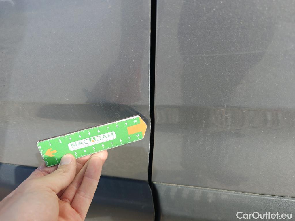  Opel  Combo OPEL  Life / 2018 / 5P / monovolumen compacto 1.5 TD 75kW (100CV) S/S Selective L (CX) #13